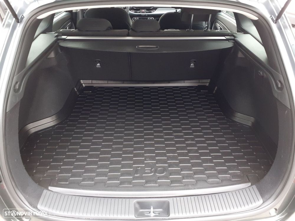 Hyundai i30 1.0 T-GDi Style Plus — fotografia 27