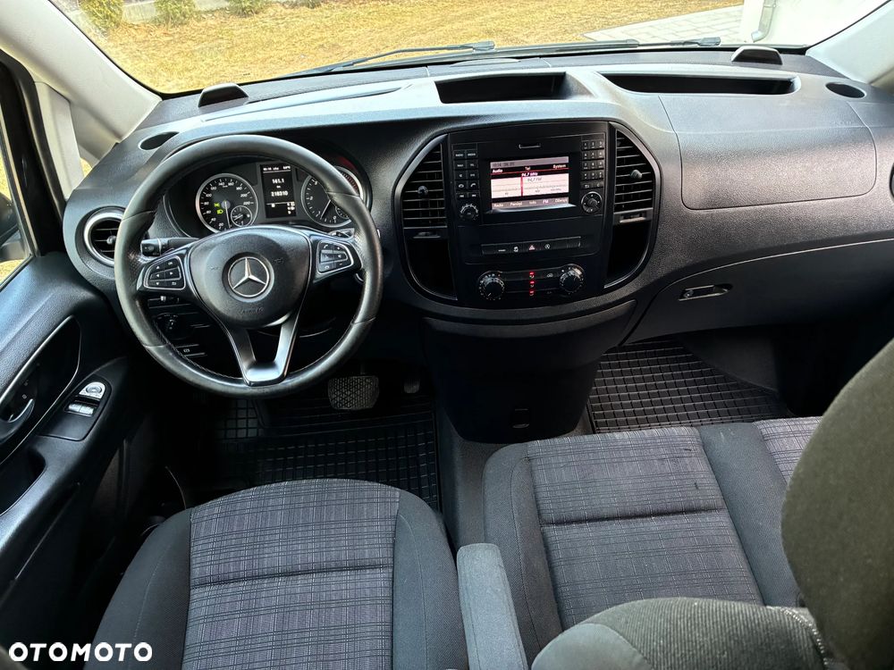 Mercedes-Benz Vito 119 Cdi 4x4 MIXTO 6 Osób 2.2CDI 190KM 7G-Tronic LED Grafit Tempomat Navi - 31