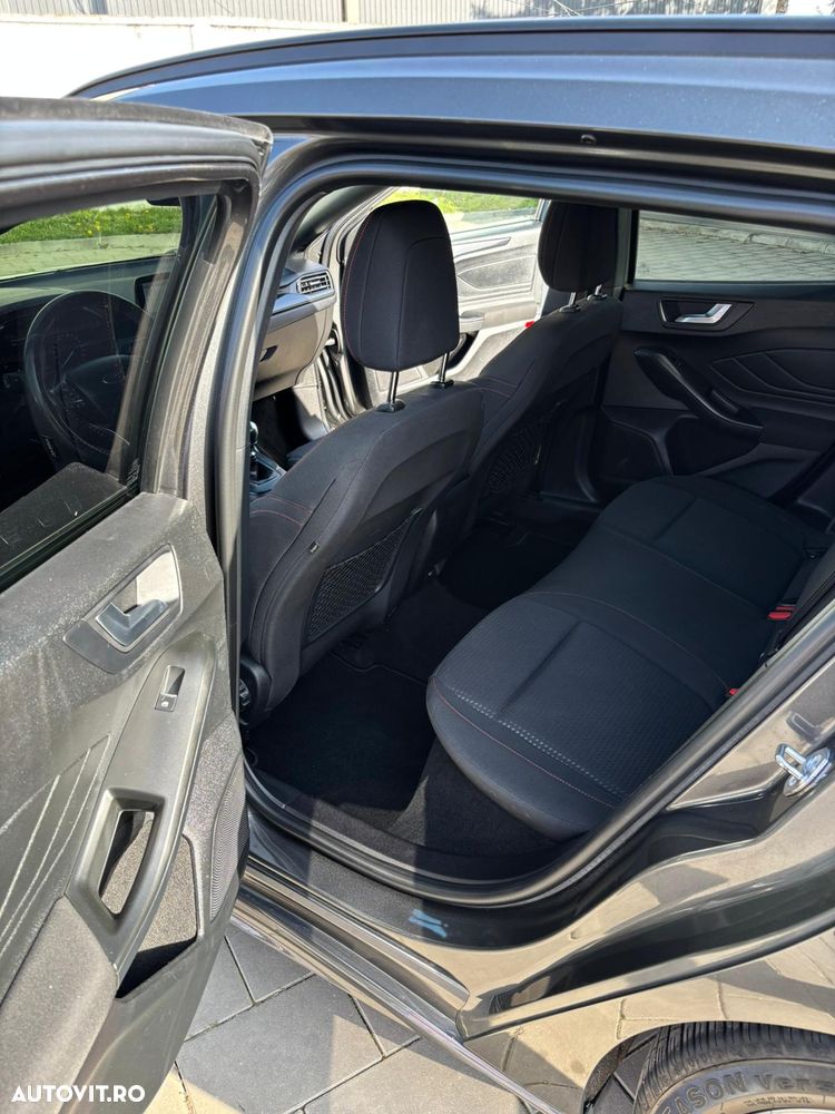 Ford Focus 1.5 EcoBlue ST-Line - 9