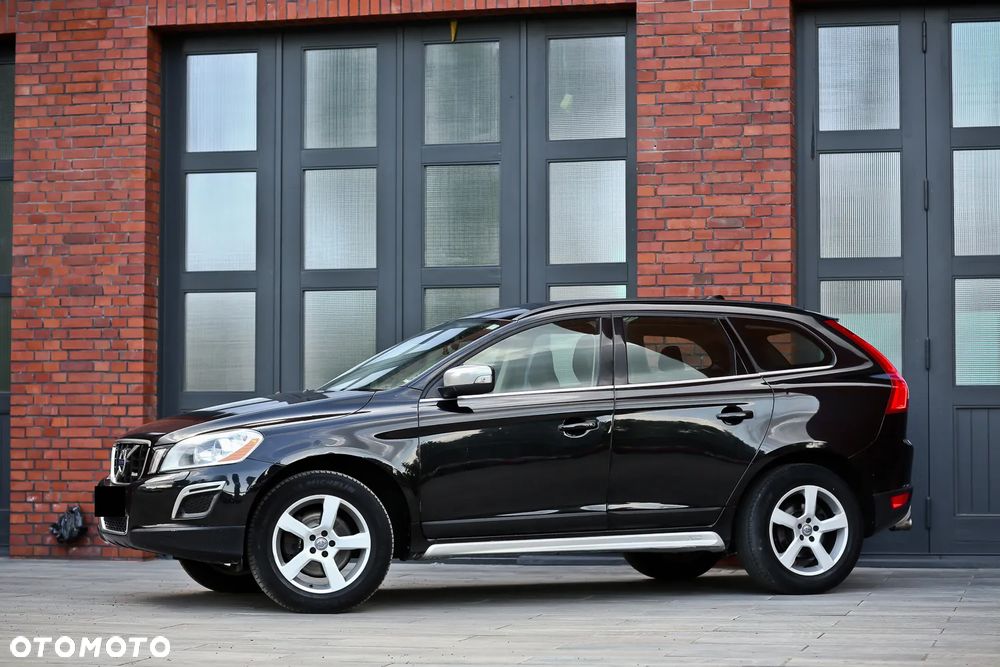 Volvo XC 60 DRIVe R Design - 9
