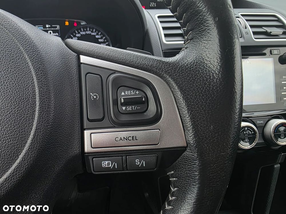 Subaru Forester 2.0 XT Platinum Lineartronic - 28