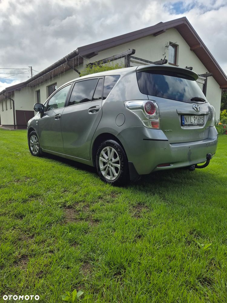 Toyota Verso - 3