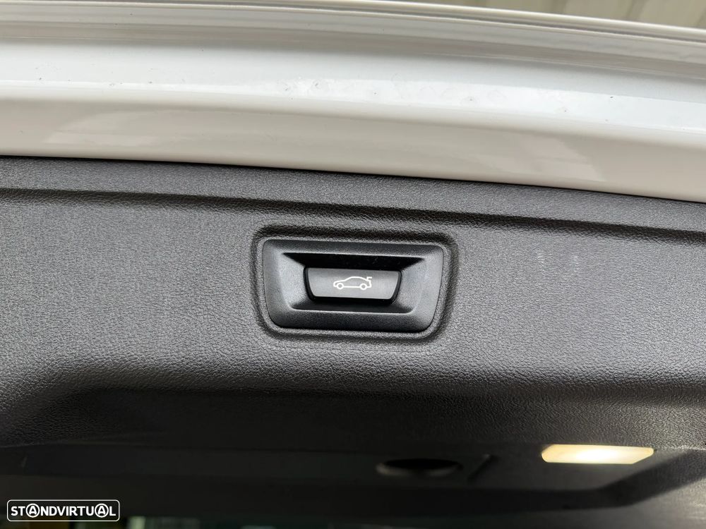 BMW 320 d Pack M Shadow Auto - 53