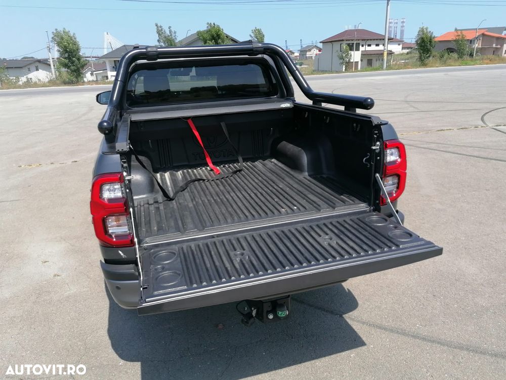 Toyota Hilux - 23