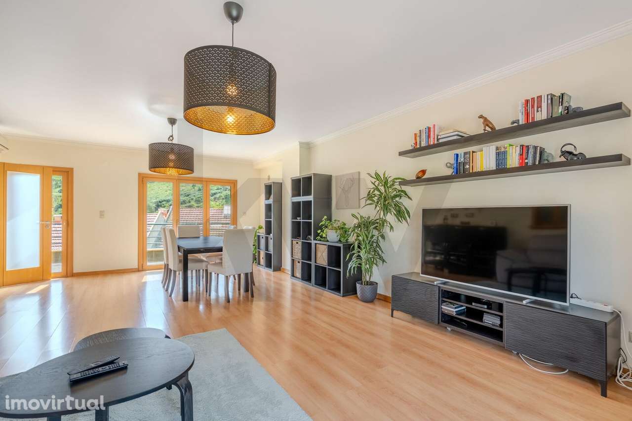 Apartamento T4 Exclusivo em Ramada, Odivelas - Onde a Luz Escolheu Mor - Grande imagem: 5/57