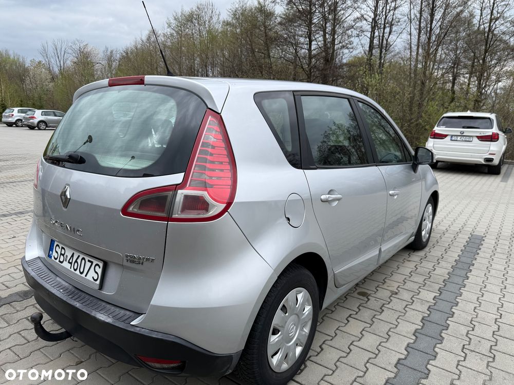 Renault Scenic dCi 110 Expression - 9