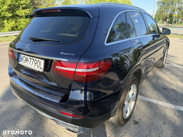 Mercedes-Benz GLC 300 4-Matic - 3