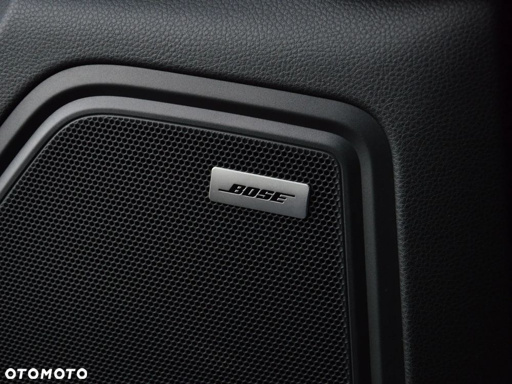 Porsche Macan Standard - 25