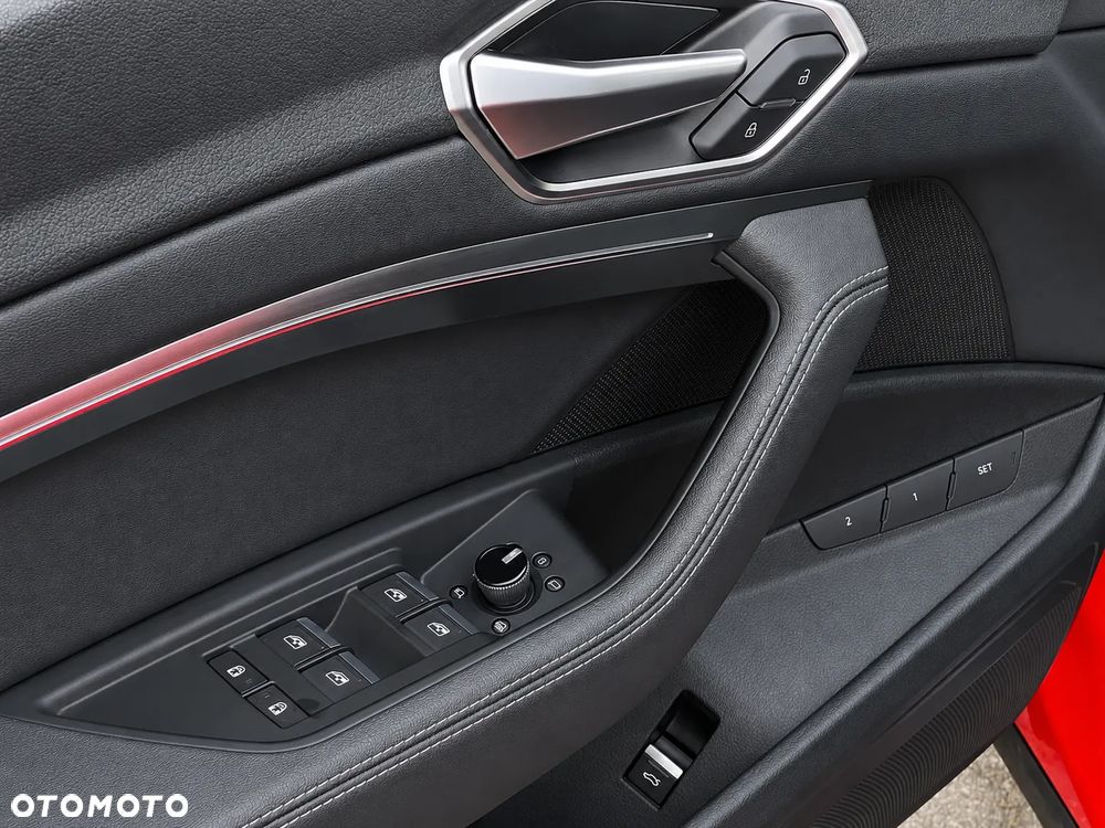 Audi e-tron - 15