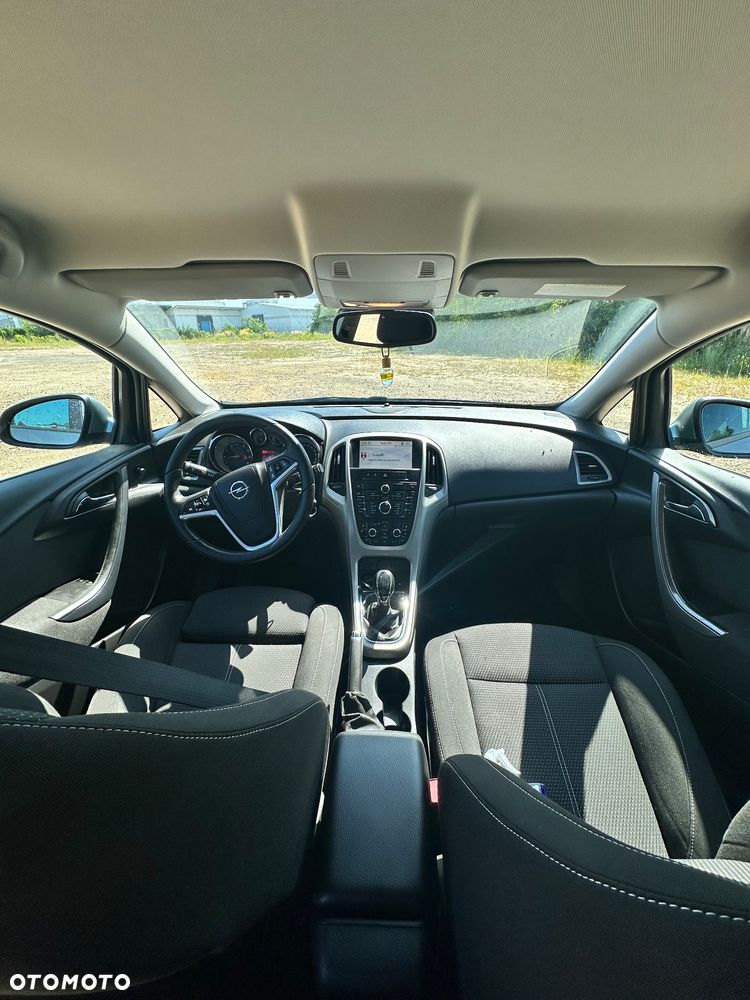 Opel Astra 1.4 Turbo Sports Tourer 150 Jahre - 12