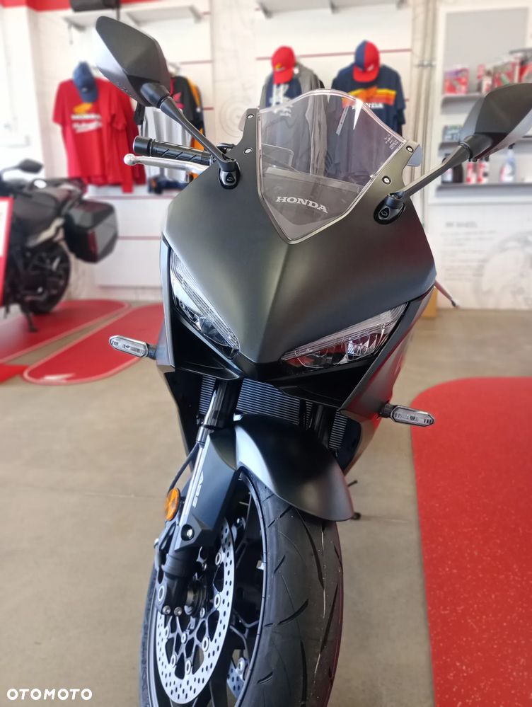 Honda CBR - 4