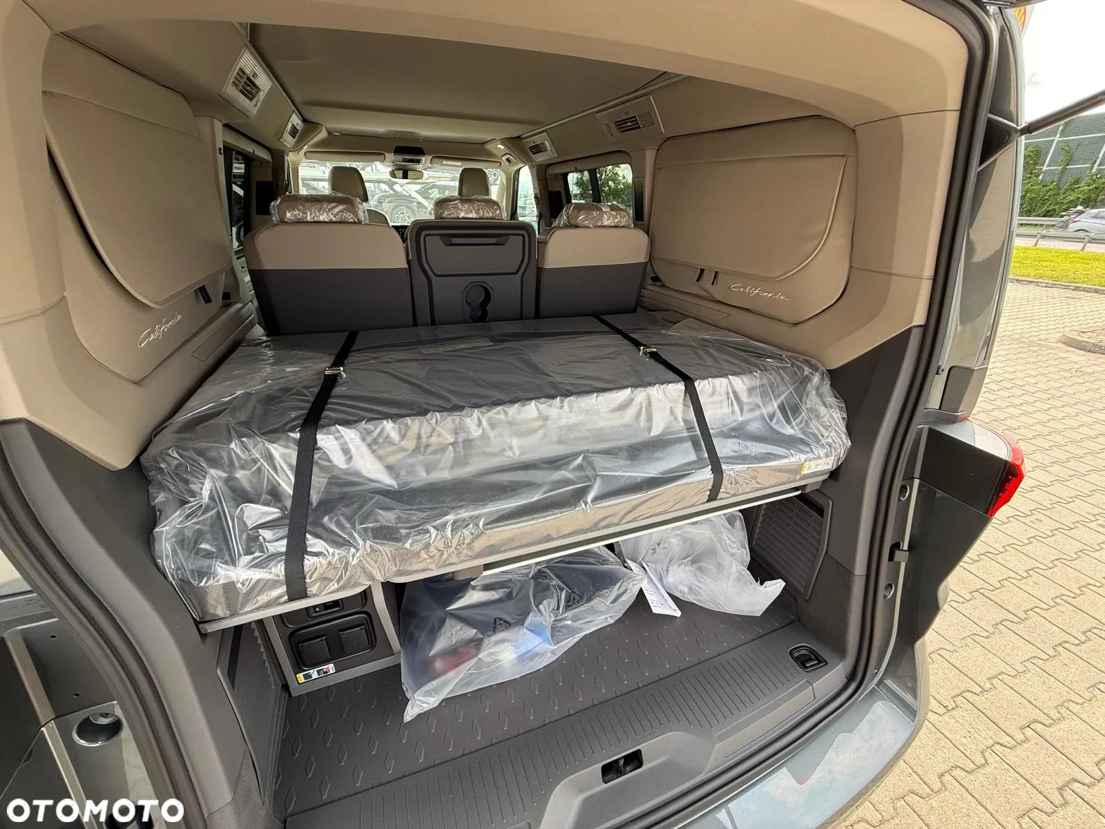 Volkswagen California - 36