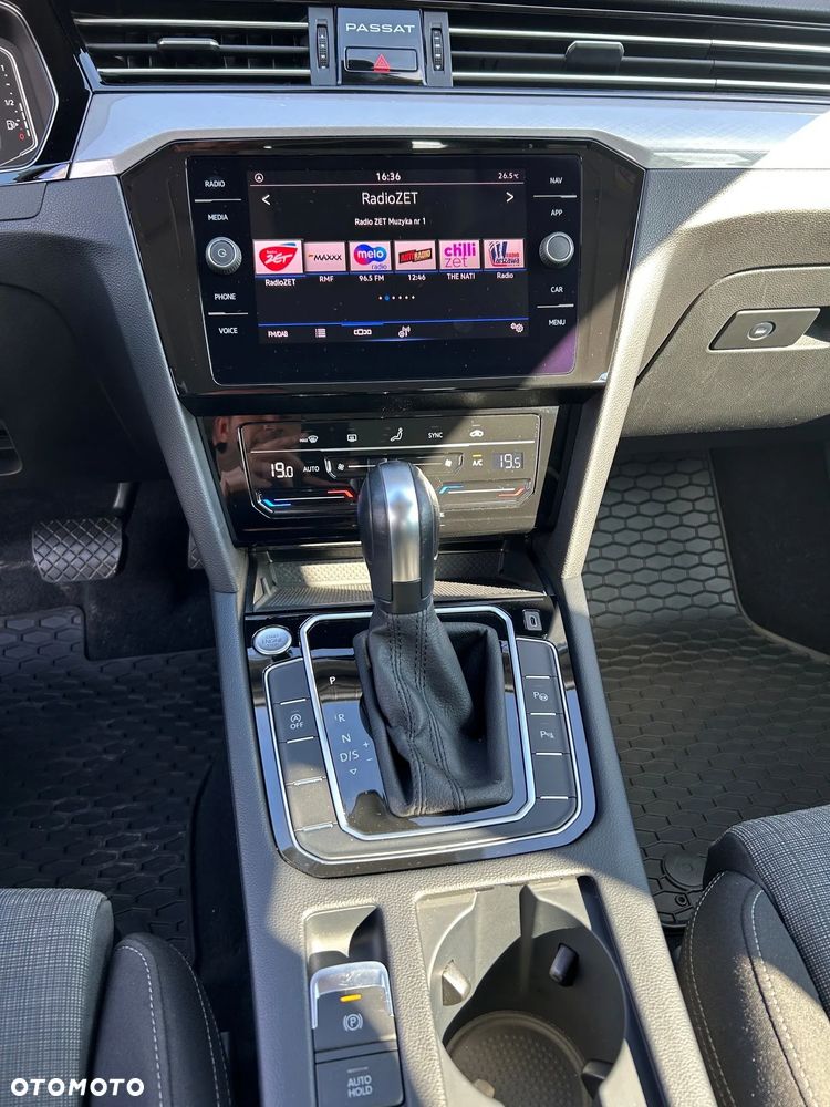 Volkswagen Passat 1.5 TSI EVO Business DSG - 14
