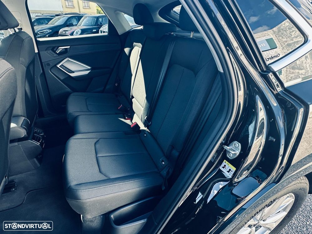 Audi Q3 Sportback 45 TFSIe S tronic - 12