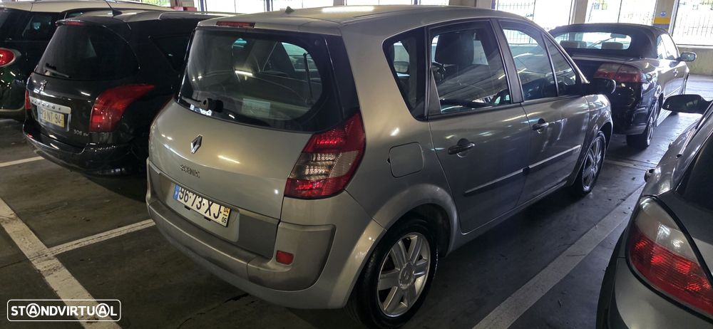 Renault Scénic 1.5 dCi Confort Dynamique - 5