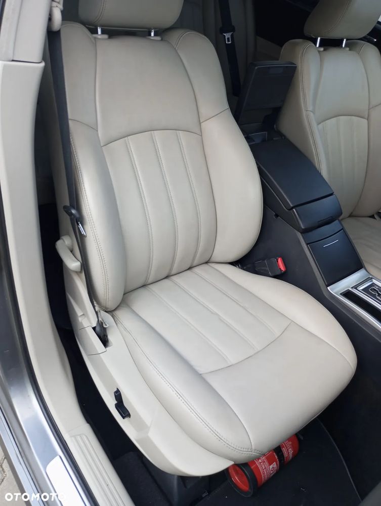 Chrysler 300C Touring 3.0 CRD DPF Automatik - 22