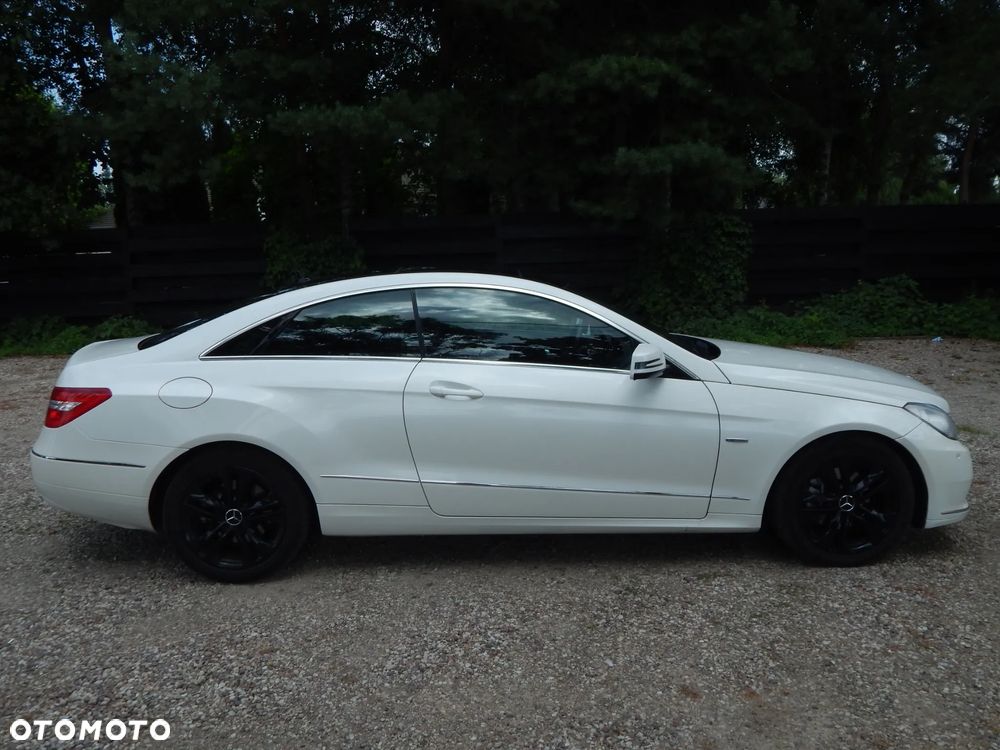 Mercedes-Benz Klasa E 220 CDI BlueEff - 4