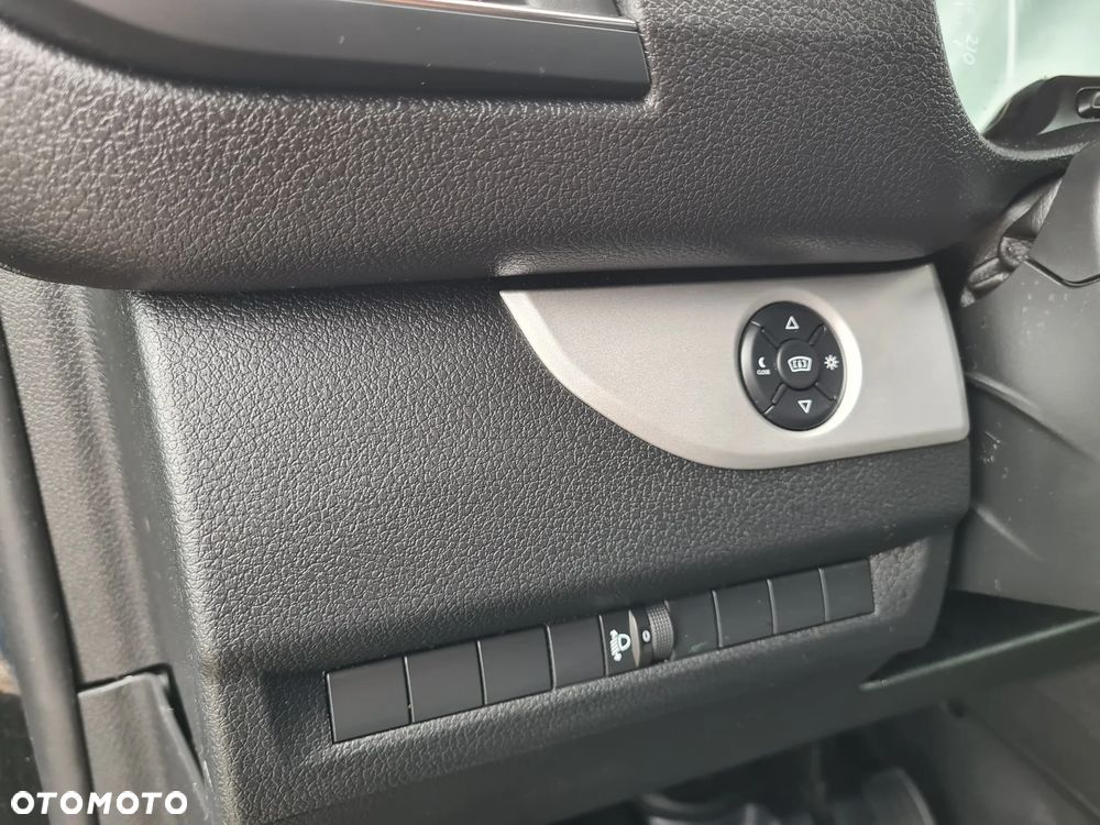 Opel Vivaro - 18