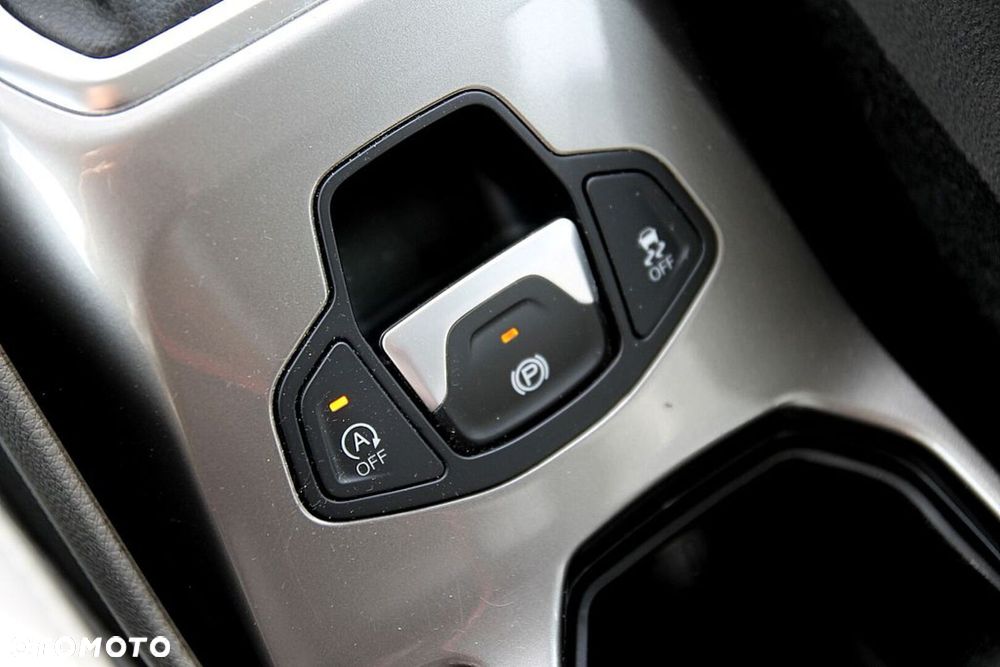 Jeep Renegade 1.4 MultiAir Limited FWD S&S - 37