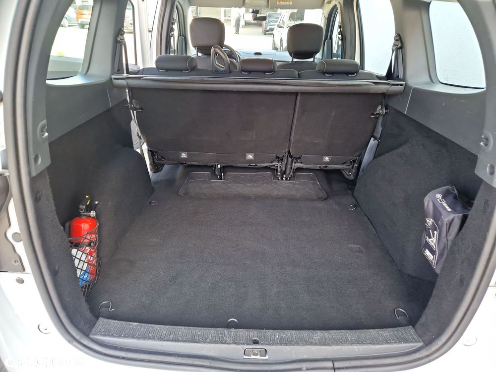 Dacia Lodgy 1.3 TCe Laureate S&S - 17