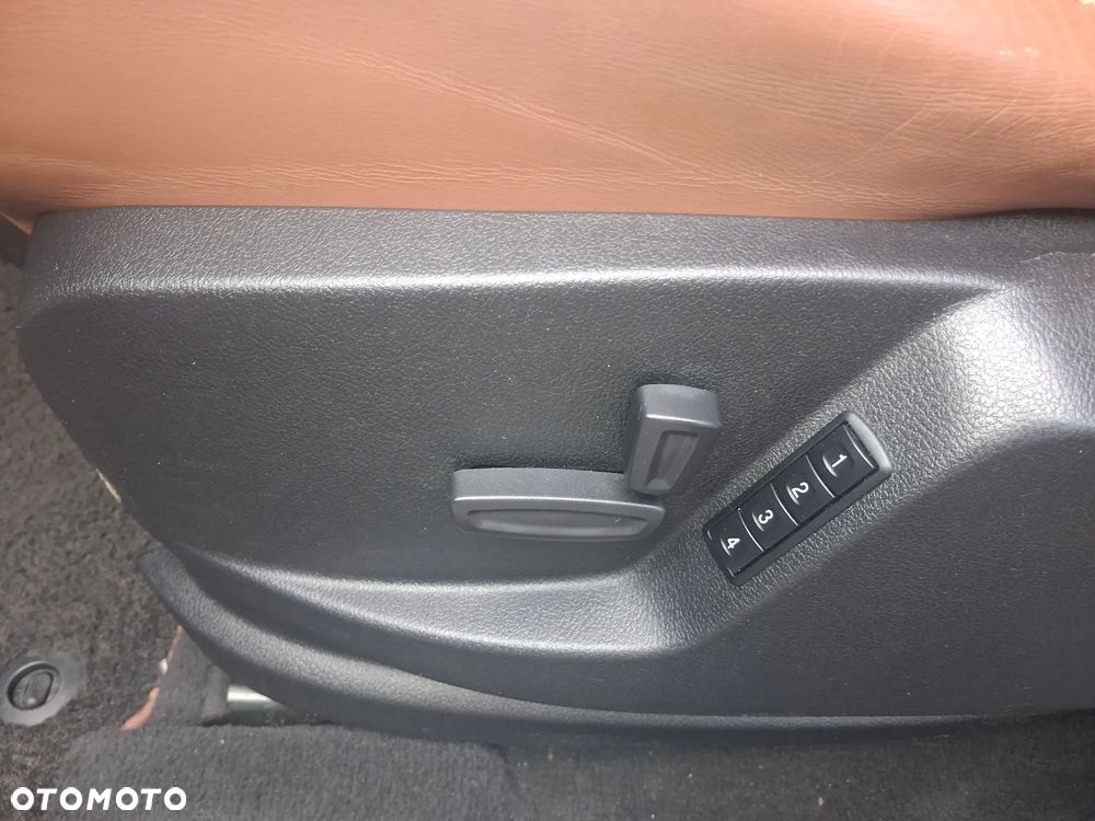 Ford S-Max - 19