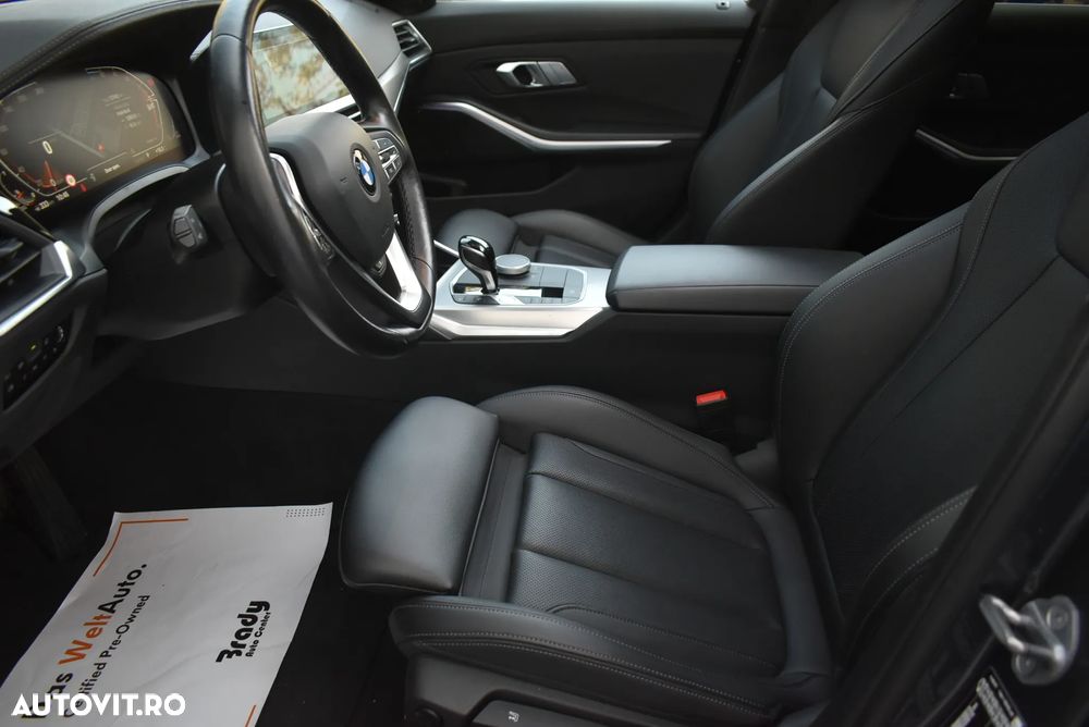 BMW Seria 3 320d xDrive AT MHEV - 12