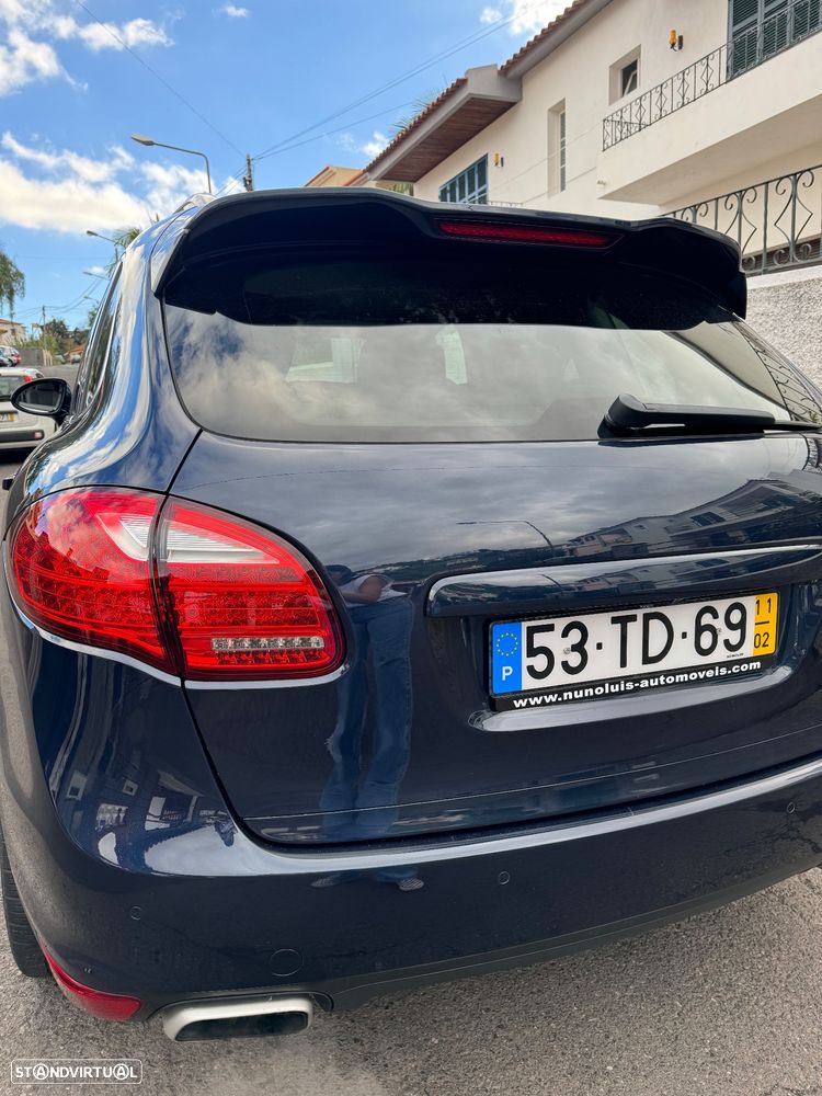 Porsche Cayenne S - 4