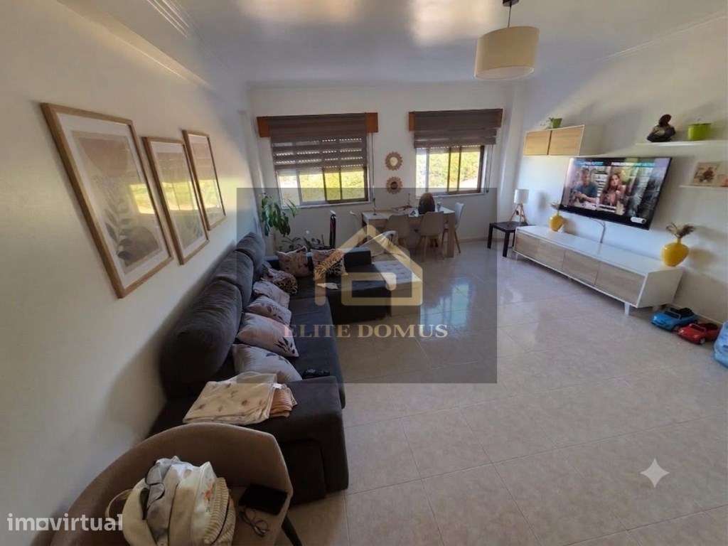 Apartamento T2 em Queluz com Parqueamento e Arrecadação - Grande imagem: 4/14