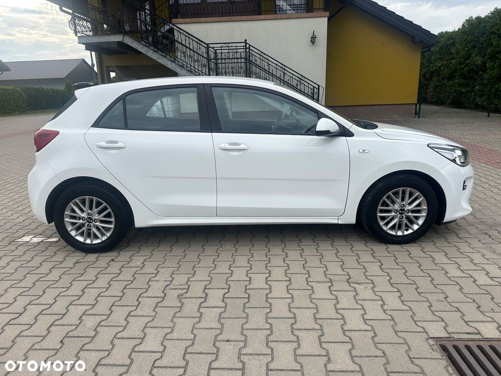 Kia Rio 1.4 XL - 11