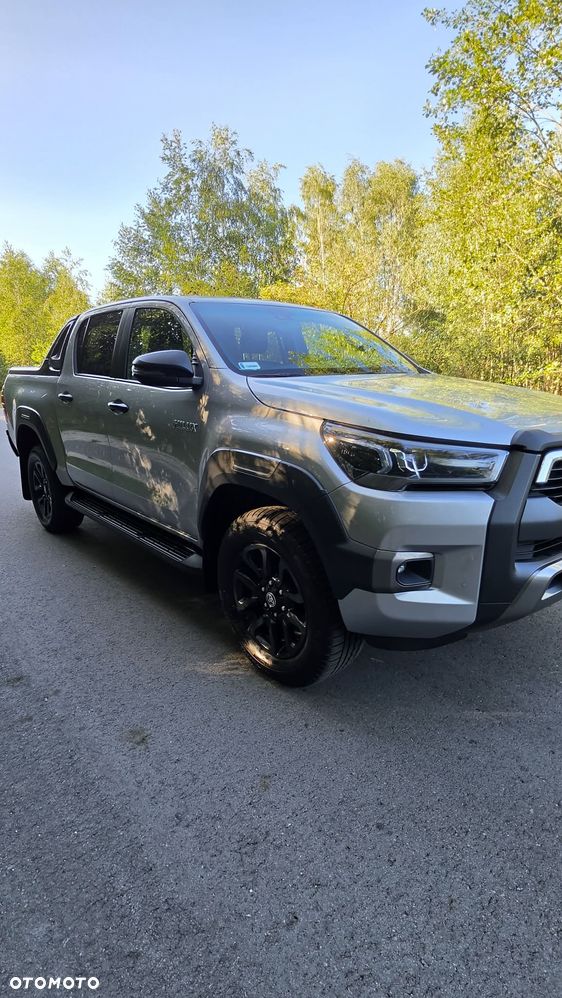 Toyota Hilux 2.8 D-4D Double Cab Invincible 4x4 - 2