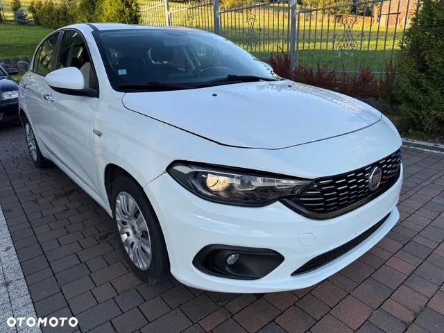 Fiat Tipo 1.3 MultiJet 16v Lounge - 1