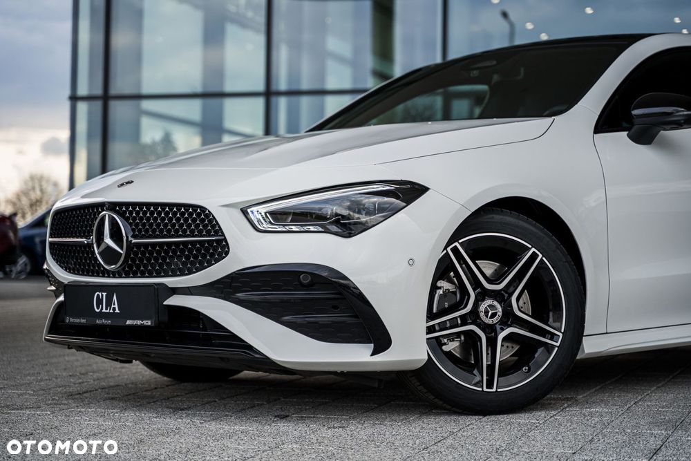 Mercedes-Benz CLA - 2
