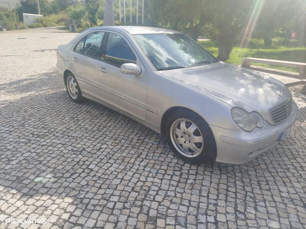 Mercedes-Benz C 220 CDi Avantgarde - 13