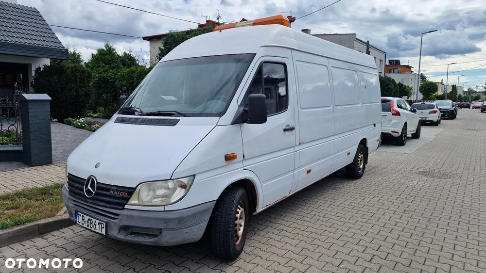 Mercedes-Benz Sprinter - 8