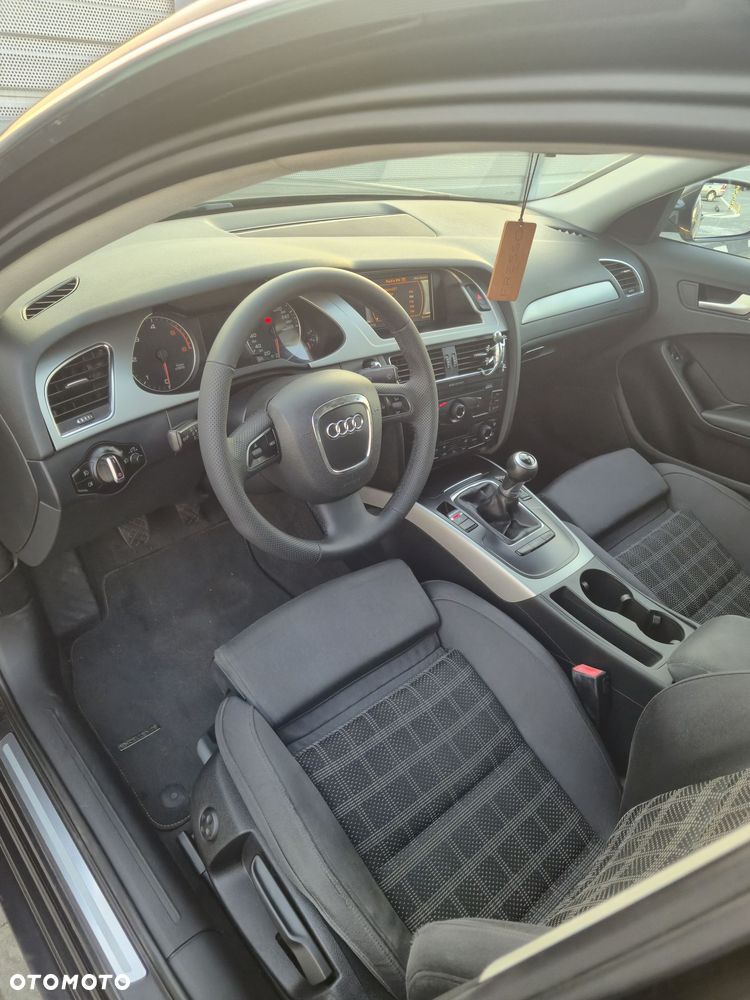 Audi A4 Limousine 2.0 TDI Limited Edition - 13