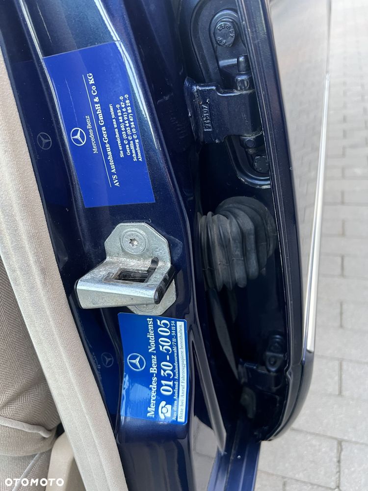 Mercedes-Benz Klasa E 260 - 34