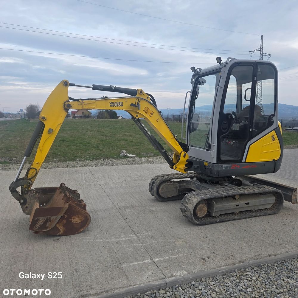 Wacker Neuson ET24 - 6