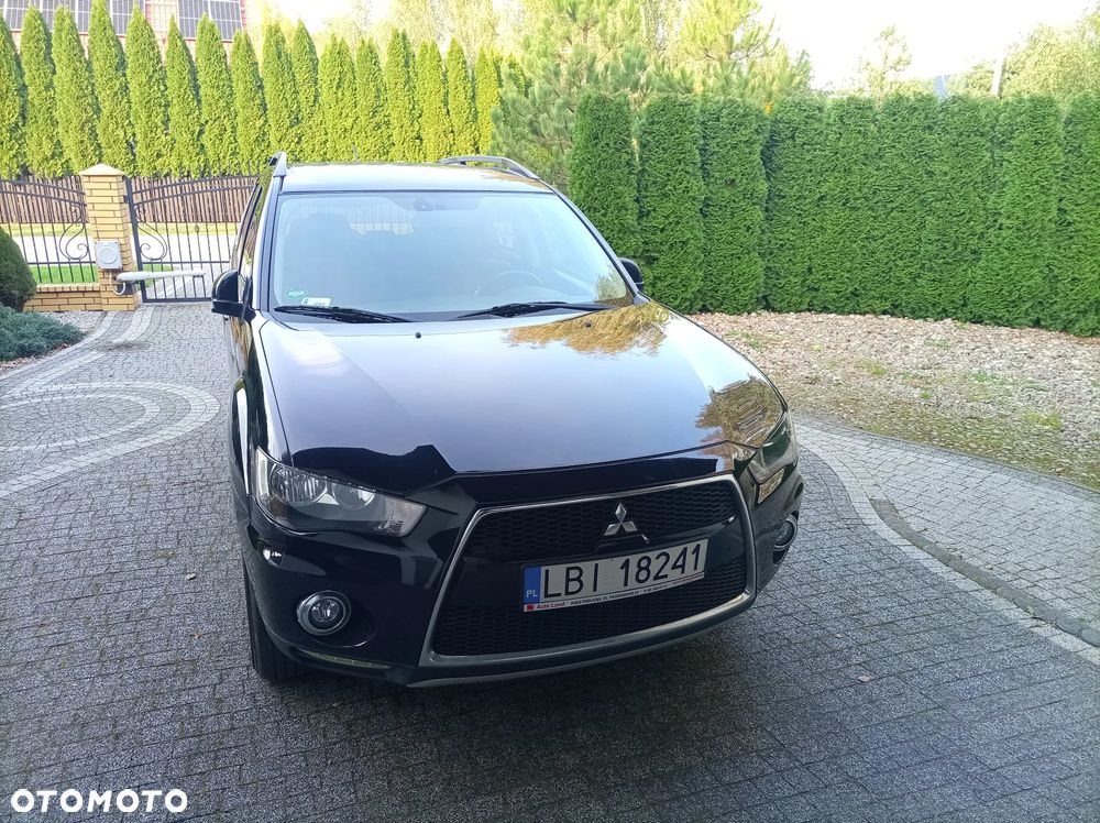Mitsubishi Outlander 2012 photo 3