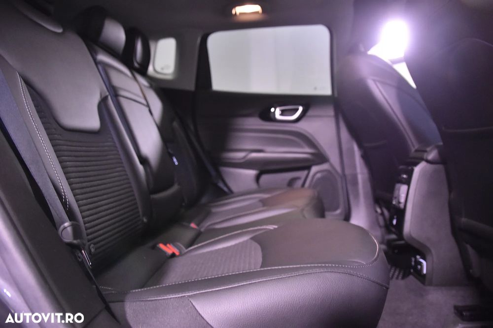Jeep Compass 1.3T 4xe AT6 PHEV Limited - 12