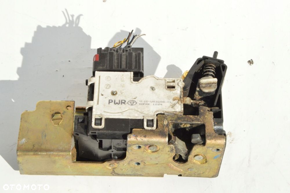 zamek drzwi skrzydełkowe tył ford transit mk6 mk7 00-13 yc15-v4388-cl - 4