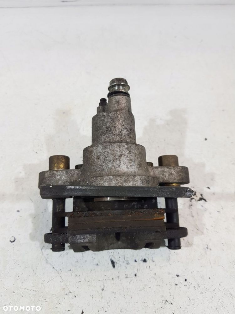 zacisk hamulcowy lewy tył 845548 polaris sportsman 570 x2 2018 - 7