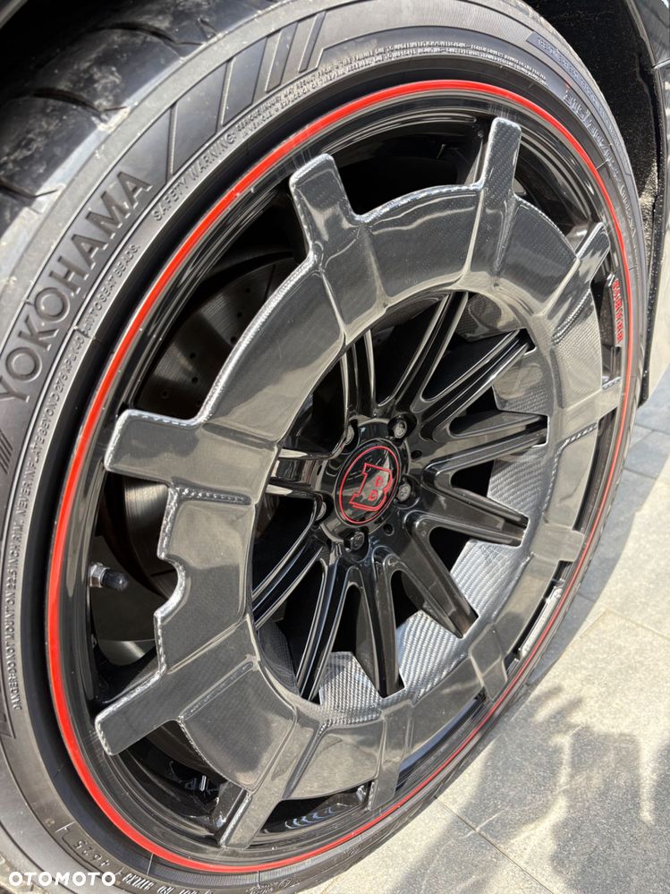 Mercedes-Benz AMG GT - 4