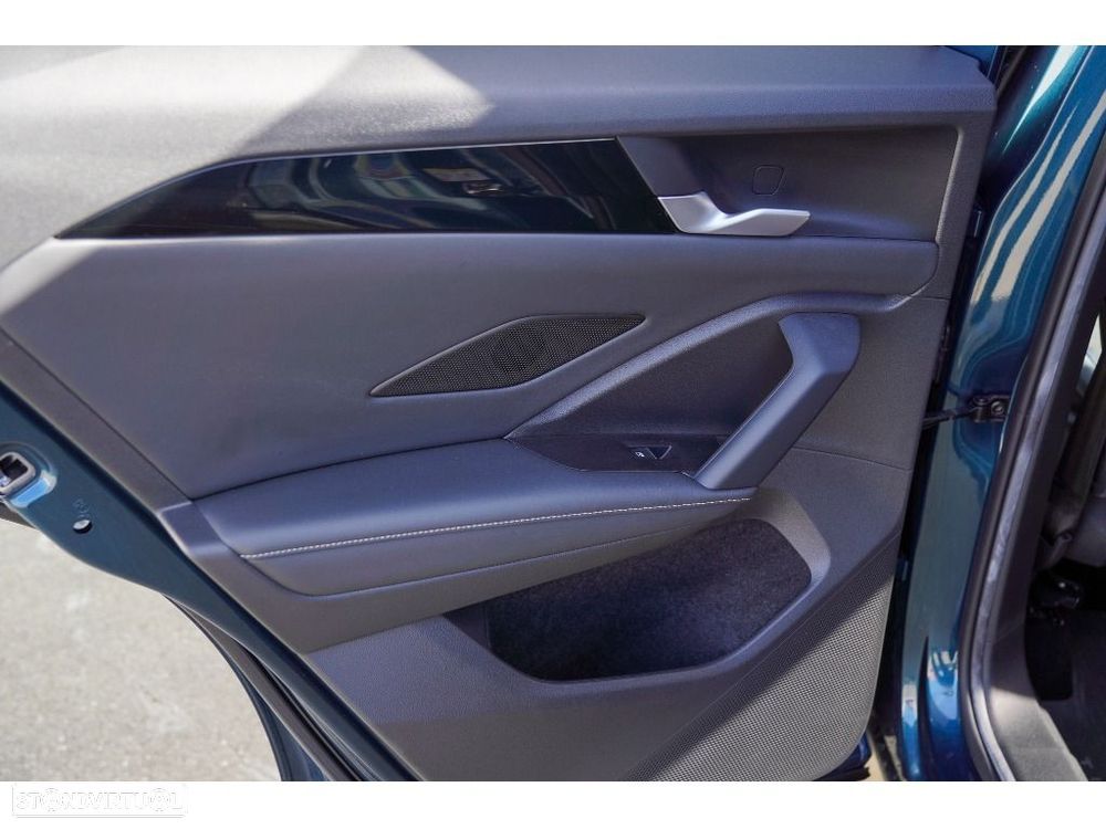 VW Tiguan 1.5 TSI eHybrid R-Line DSG - 24