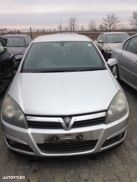 Dezmembram Opel Astra H, 1,7 cdti ,an fabricație 2006 - 2