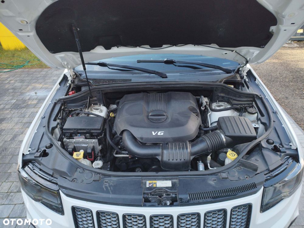 Jeep Grand Cherokee 3.6 V6 Laredo - 22