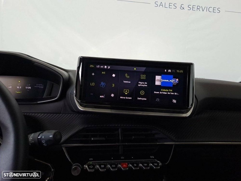 Peugeot 208 1.2 Hybrid Allure e-DCS6 - 22