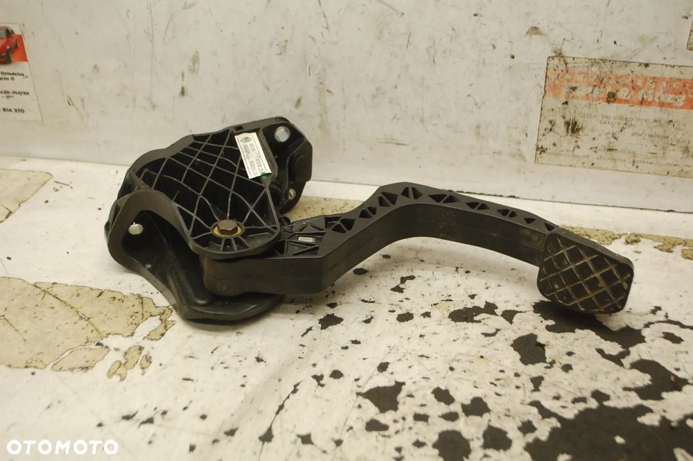 PEDAŁ SPRZĘGŁA POMPKA 1K1721059CH VW GOLF V 1.9 TDI AUDI SEAT SKODA 1K1721059CA JETTA V 1.6 TDI 1K1721059DS 1K1721059R 1T1721059DC VW CADDY III LIFT 1.6 TDI TOURAN - 6