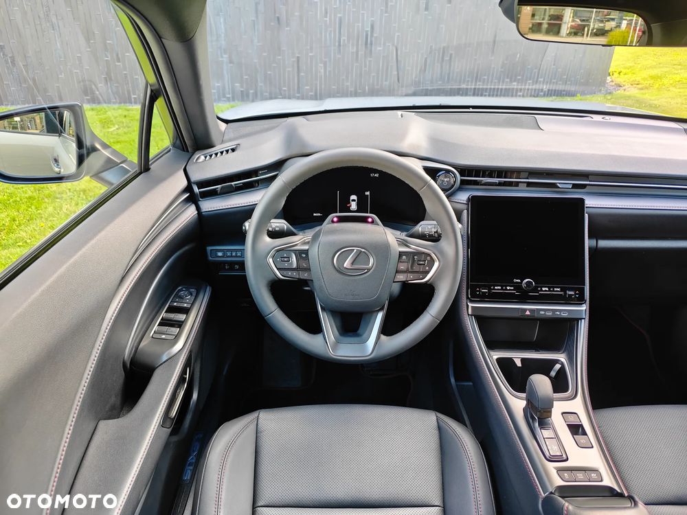 Lexus LBX 1.5 Hybrid Emotion - 15
