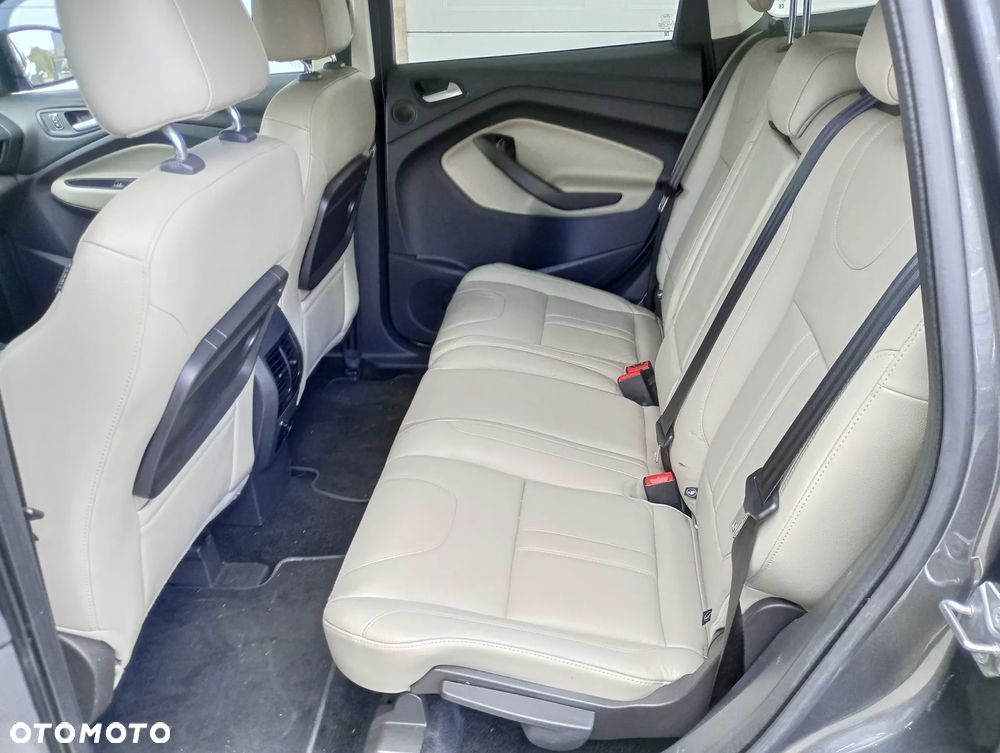 Ford Kuga 2.0 TDCi 4WD Titanium - 17