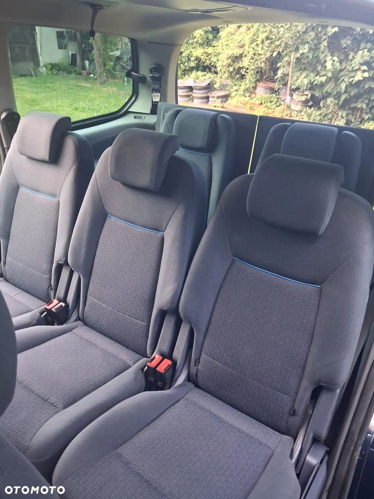 Ford Galaxy 1.8 TDCi Ambiente - 6